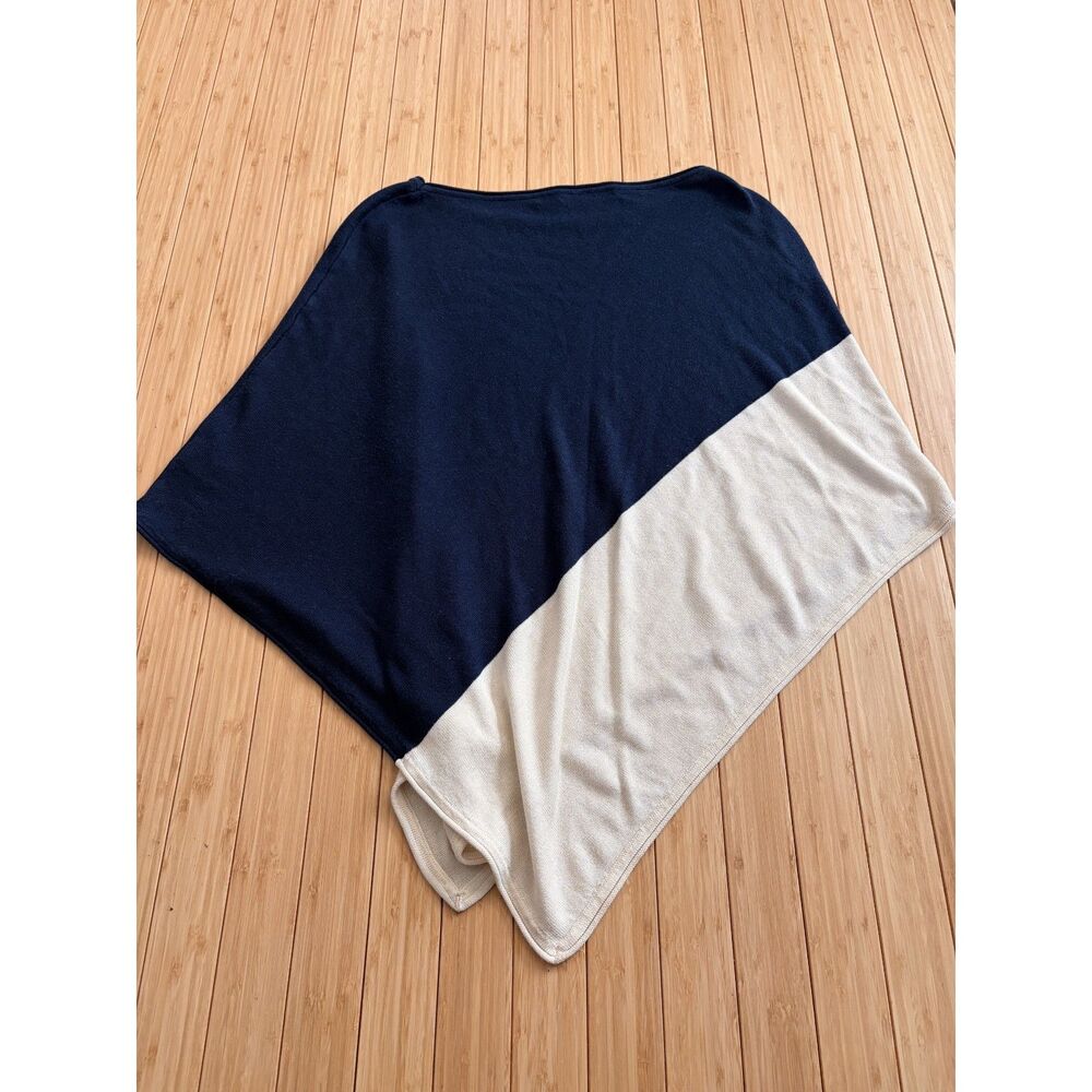 Lauren Ralph Lauren Navy Blue & Cream Asymmetrical Colorblock Poncho – L/XL - Picture 7 of 10
